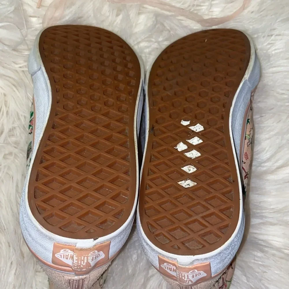 Vans Sk8 Hi top, Zip Sneakers, Pink Frog Princess Pattern Shoes size 3